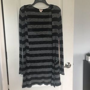 Grey and black hooded cardigan!